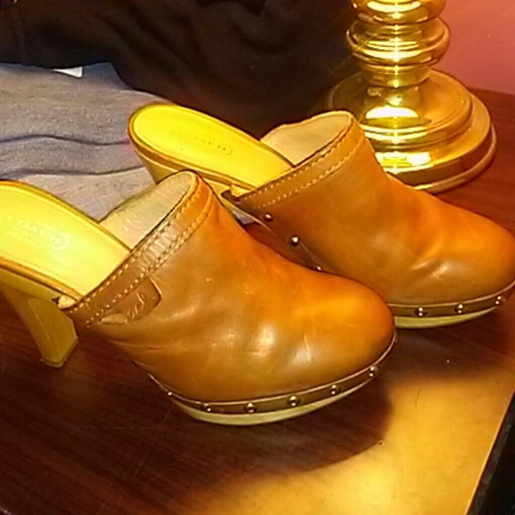 Coach Clogs - Picture 1 of 4